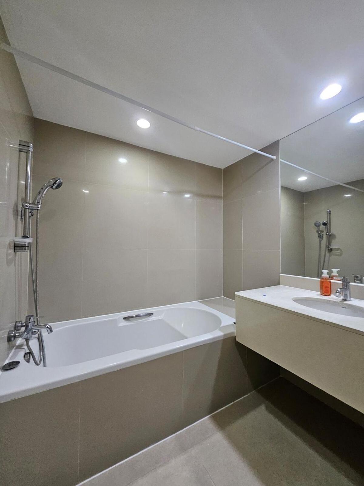 Kuma House Asoke Trendy Bangkok